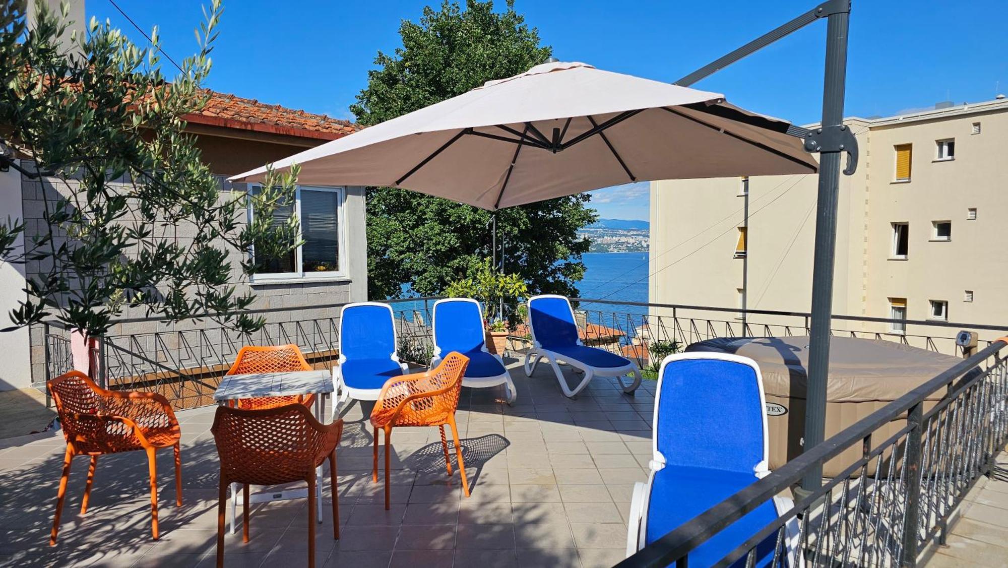 Elvira Apartment *